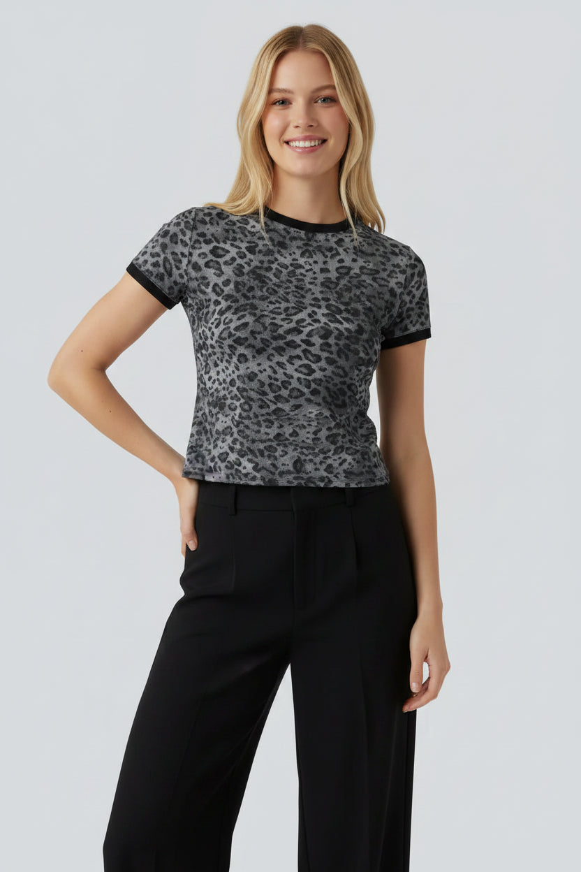 Women's Vintage-Inspired Leopard Print T-Shirt – Short Sleeve Crew Neck Streetwear Top