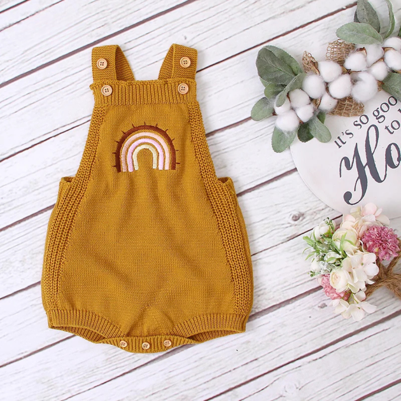 Cozy knitted baby romper - Soft one-piece romper for newborns and toddlers