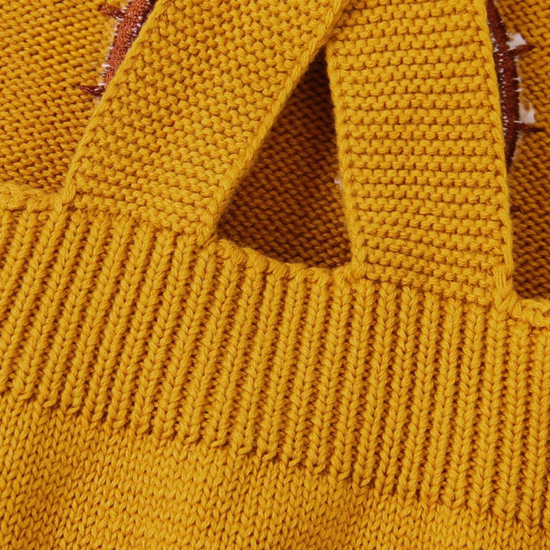 Cozy knitted baby romper - Soft one-piece romper for newborns and toddlers