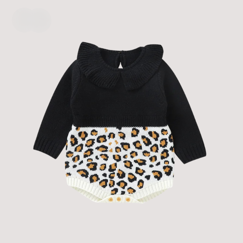Warm knitted baby romper – classic bodysuit with ruffled collar for seasonal style and comfort