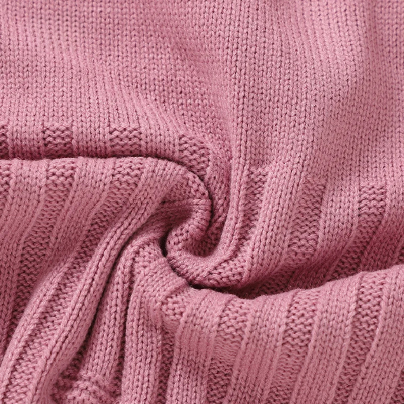 Charming knitted jumpsuit with animal motif for babies - Cozy suit with long sleeves