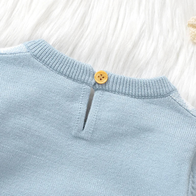 Baby’s Premium Knitted Tartan Bodysuit – Cozy Newborn Jumpsuit