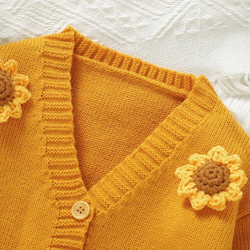 Cozy Chunky Knit Baby Cardigan – Soft & Warm Sweater