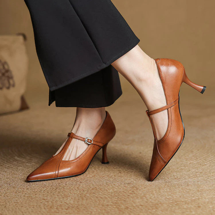 Women's Vintage-Inspired Pumps – Delicate T-Strap Low Heels