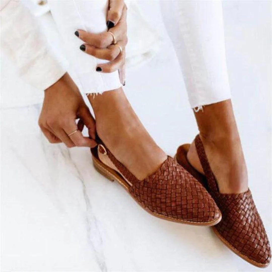 Women's Braided Slip-On Mule Sandals– Classic Closed-Toe Everyday Flats