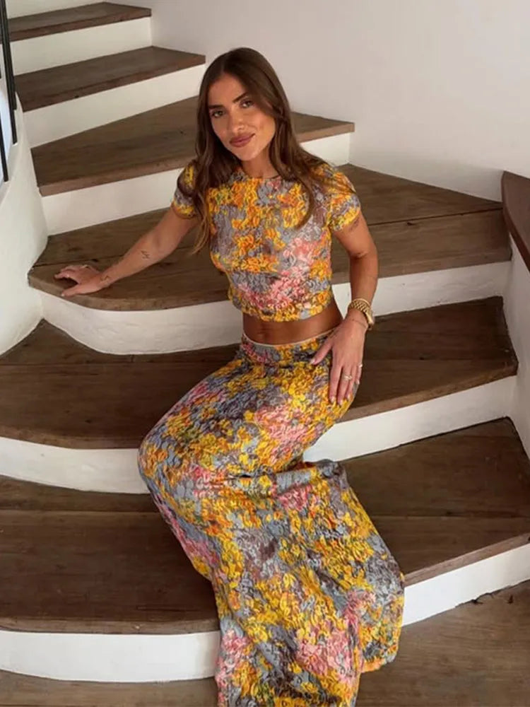 Women's Floral Co Ord Set – Stylish Crop Top and Matching Skirt Outfit