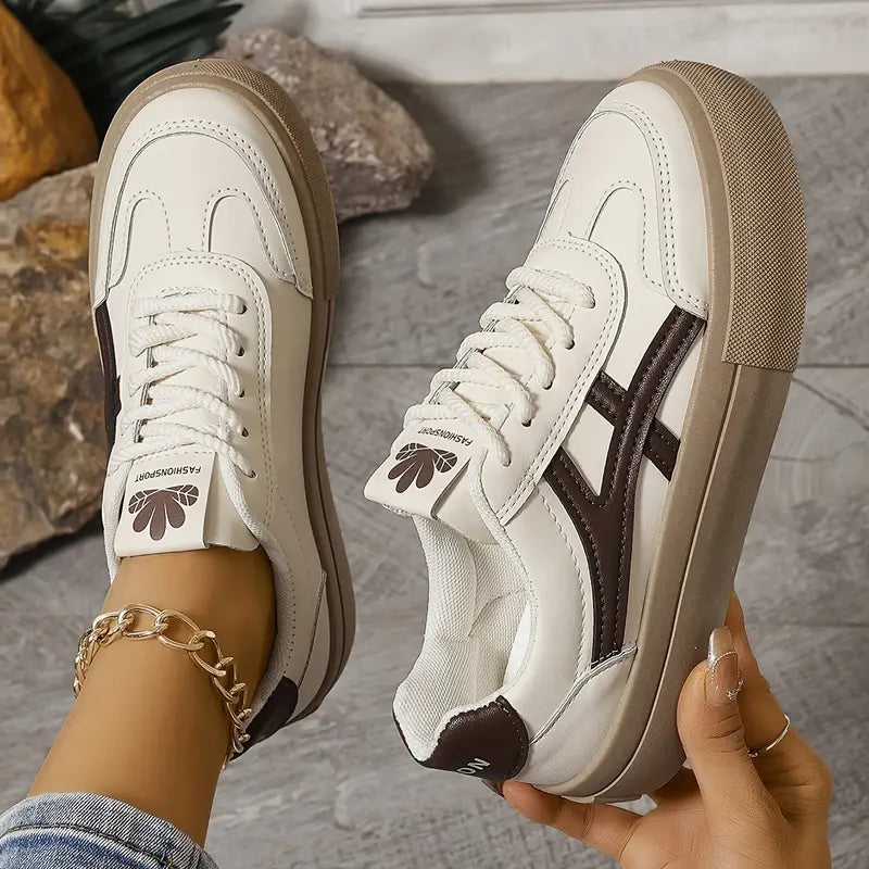 Women's Retro Panel Lace-Up Sneakers – Casual Low Top Street Style Shoes