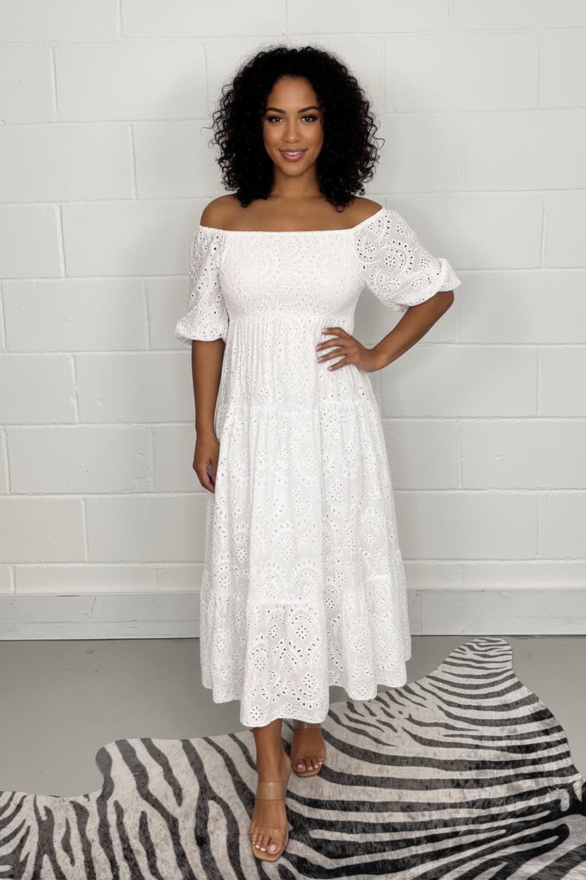 Women's Boho Embroidered Everyday Dress – Relaxed-Fit Fashion Dress with Artistic Stitch Details