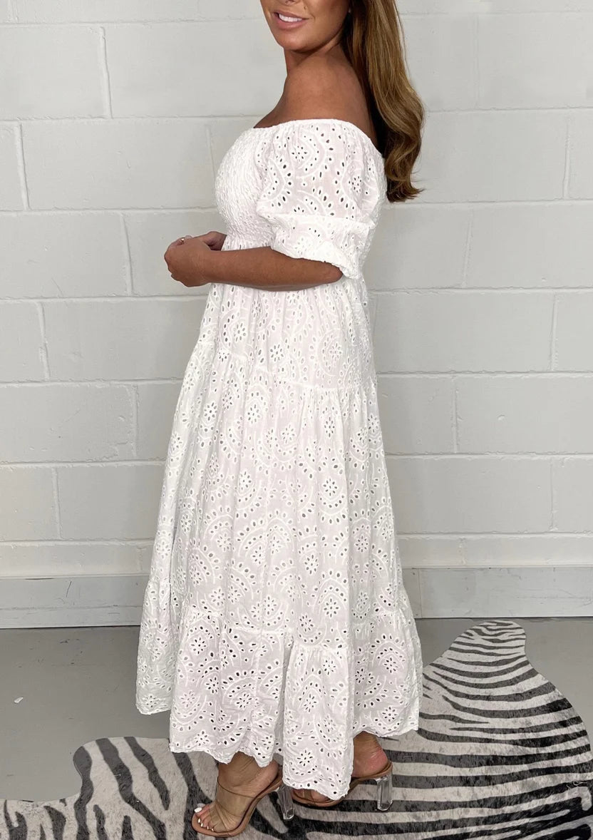 Women's Boho Embroidered Everyday Dress – Relaxed-Fit Fashion Dress with Artistic Stitch Details