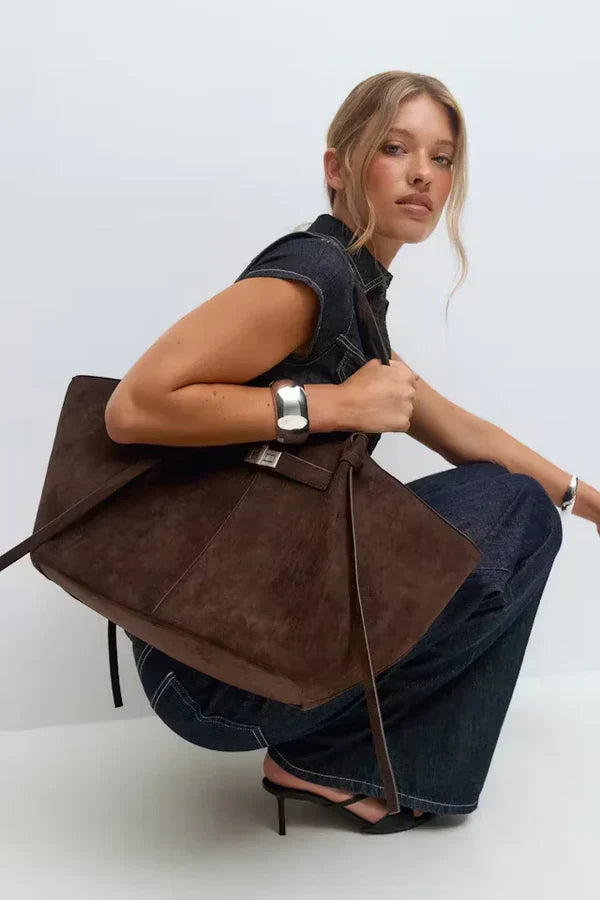 Women's Oversized Hobo Shoulder Bag – Casual Carryall Purse with Twisted Strap Detail