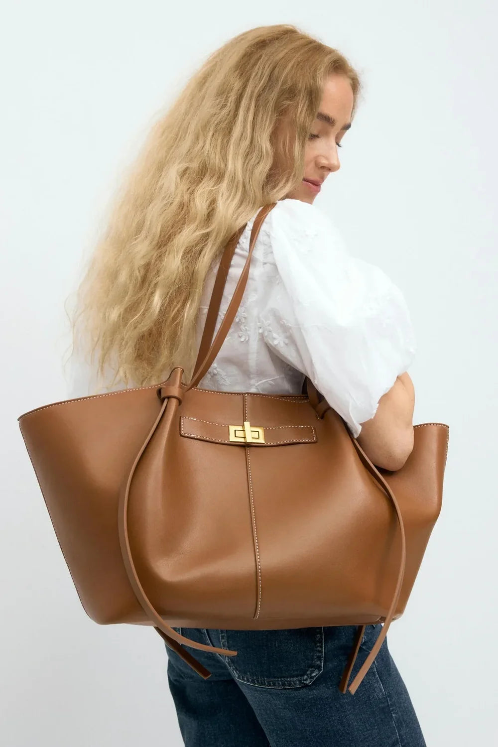 Women's Oversized Hobo Shoulder Bag – Casual Carryall Purse with Twisted Strap Detail