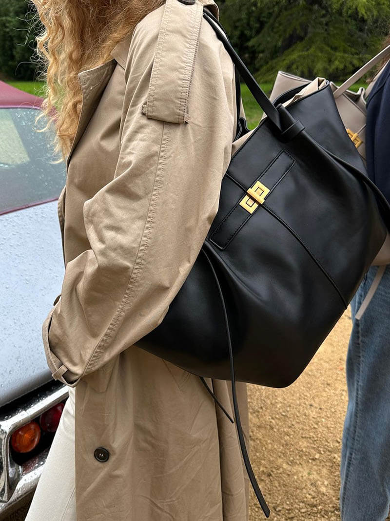 Women's Oversized Hobo Shoulder Bag – Casual Carryall Purse with Twisted Strap Detail