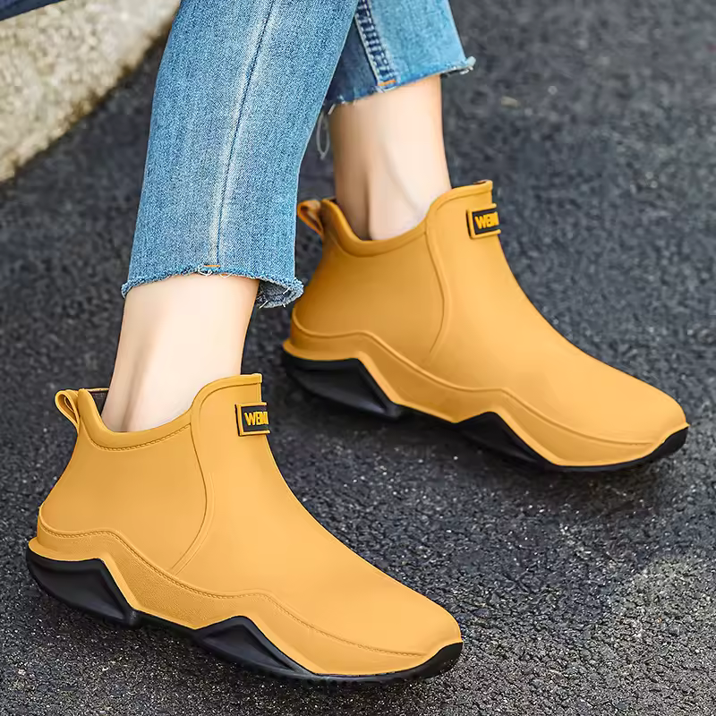 Beth | Waterproof Slip-On Rain Ankle Boots – Weather-Resistant Fall and Winter Rain Footwear
